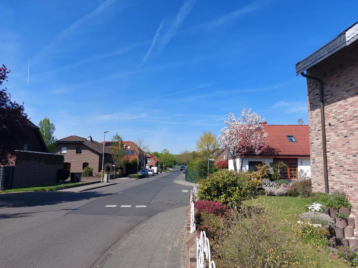 Zimmer Im Landhaus Erkelenz Exterior foto